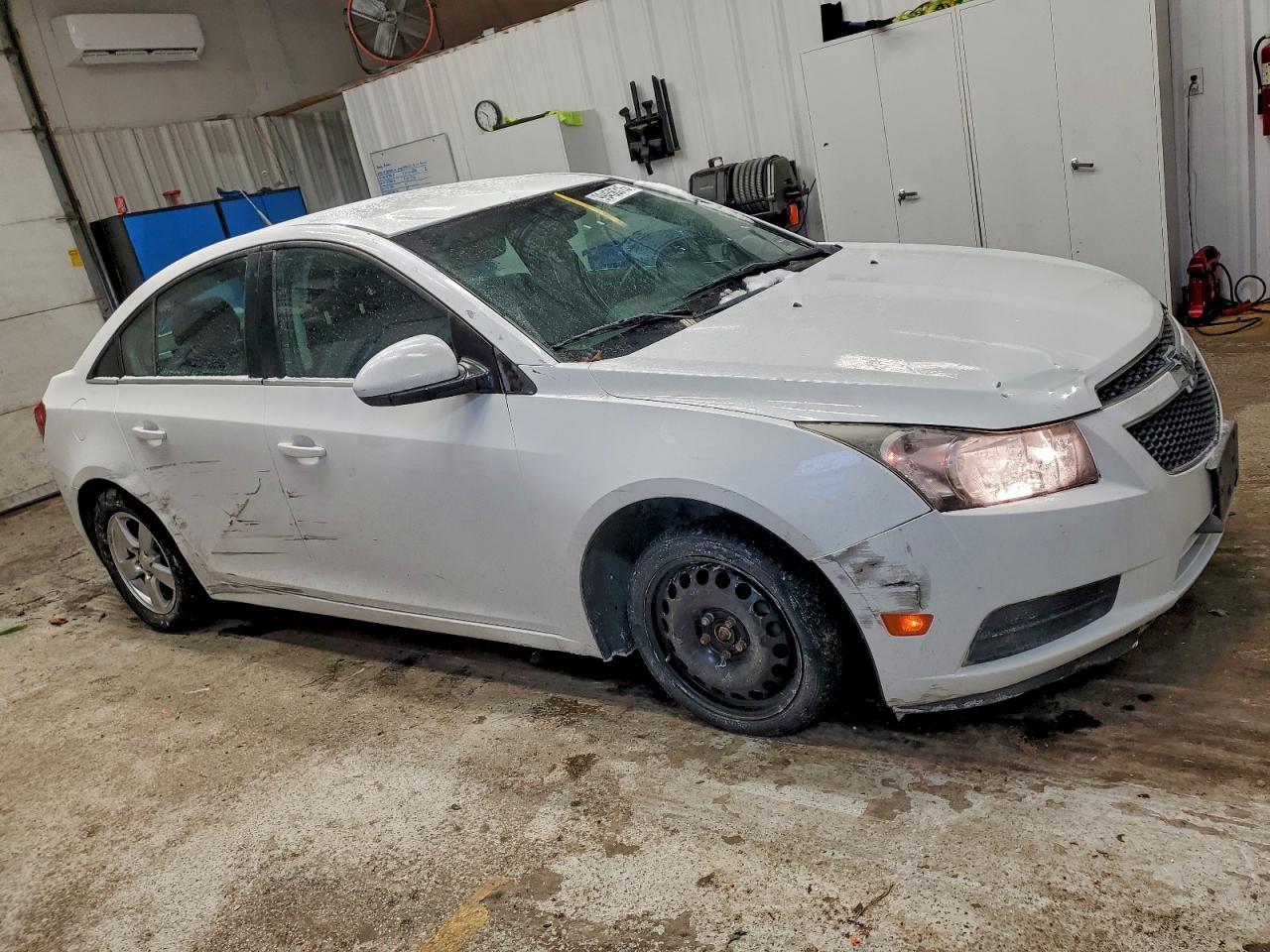 2014 Chevrolet Cruze Lt - Image 4