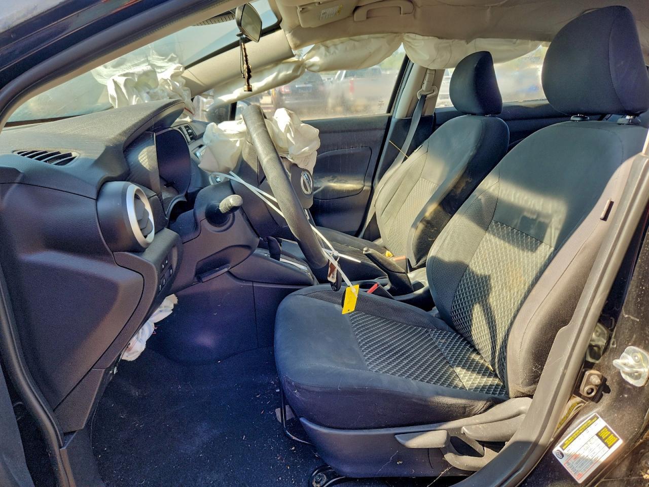 2020 Nissan Versa S - Фото 7