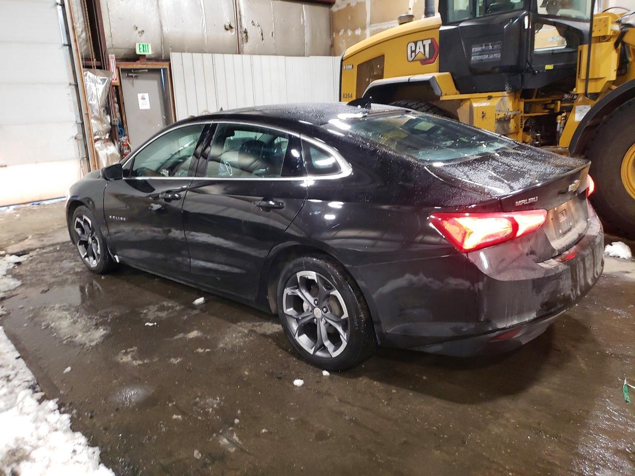 2022 Chevrolet Malibu Lt - Фото 2