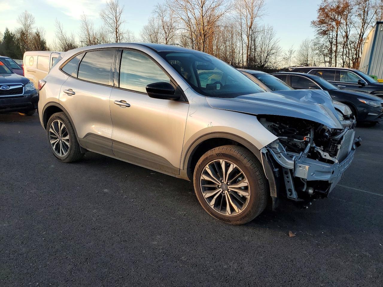 2022 Ford Escape Se - Image 4