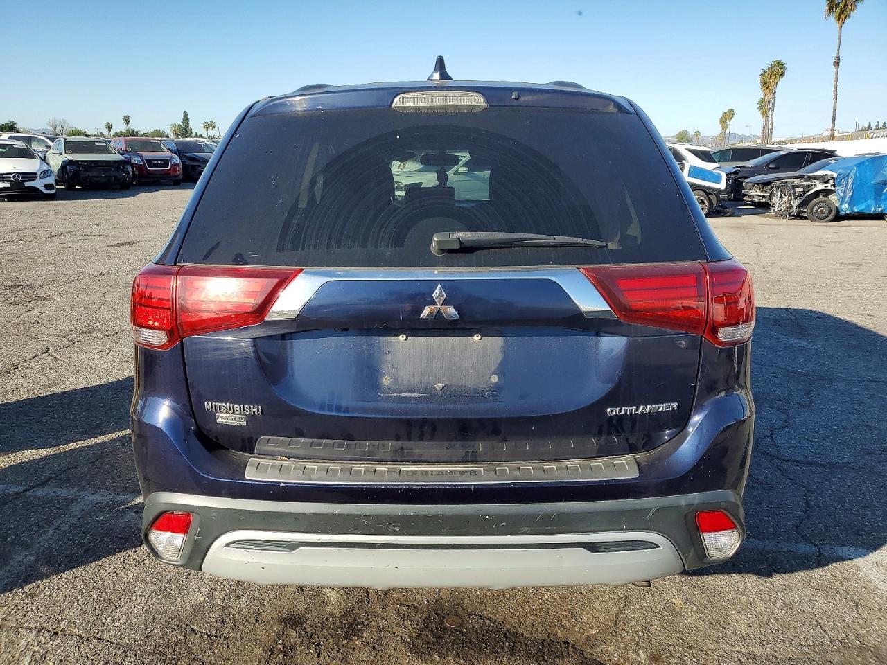 2019 Mitsubishi Outlander Es - Фото 6