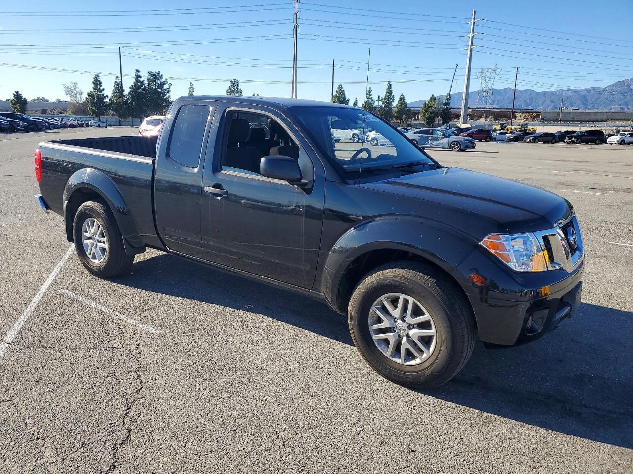 2020 Niss Frontier Sv - Image 4