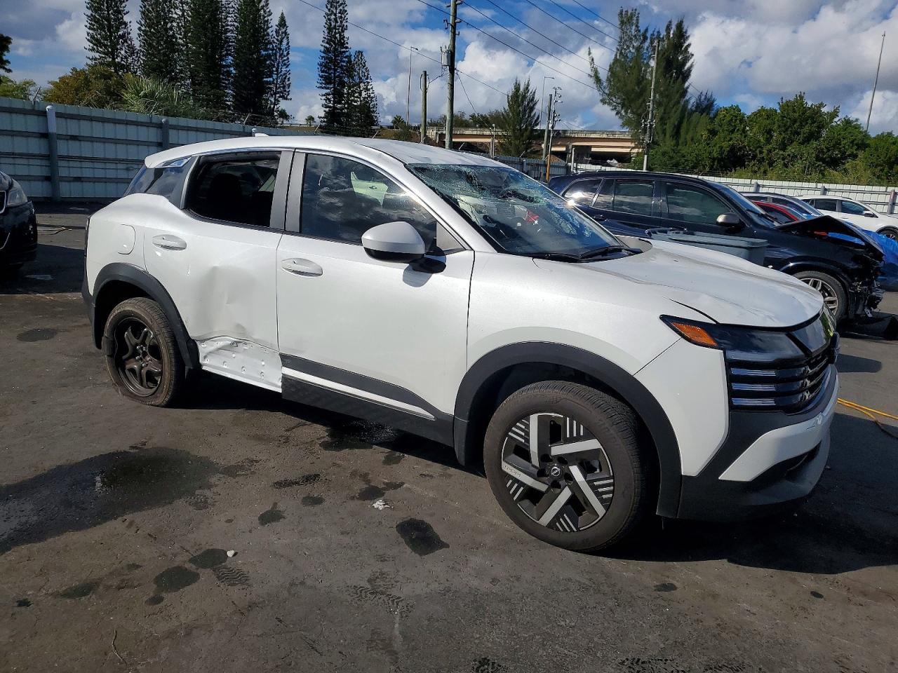 2025 Nissan Kicks Sv - Фото 4