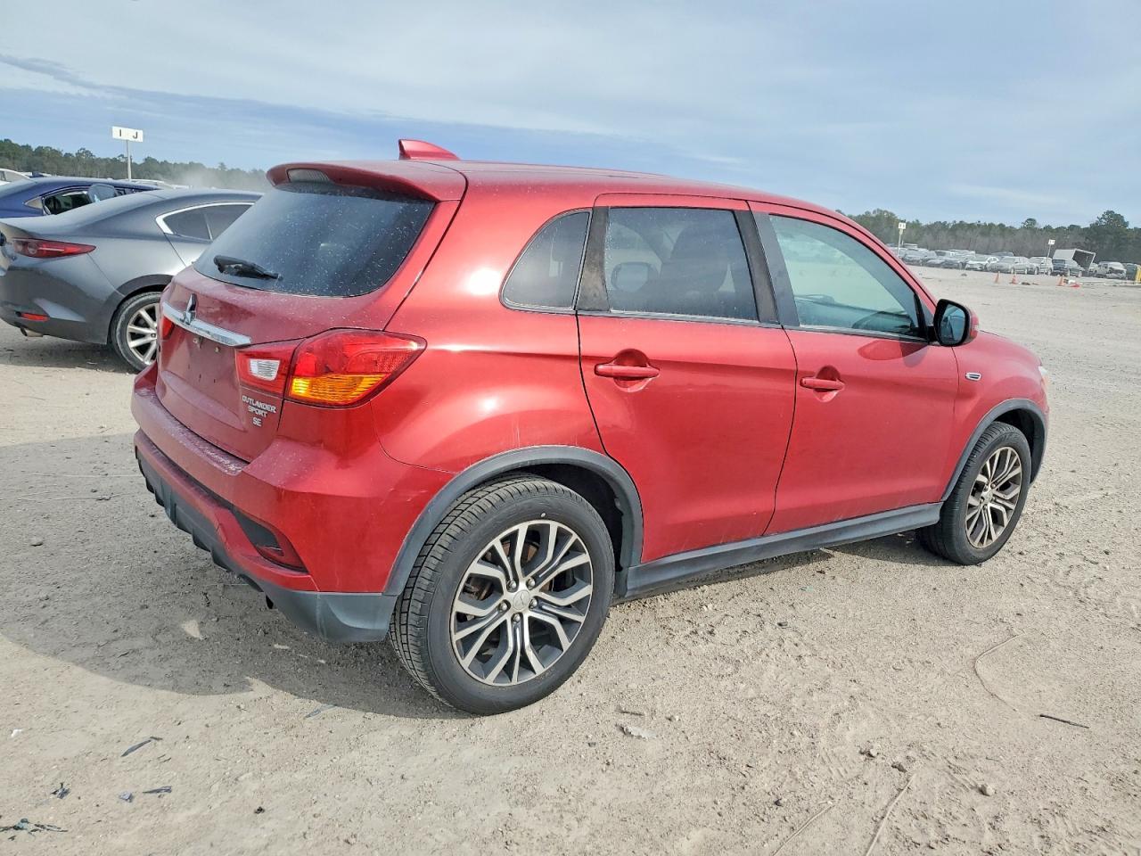 2018 Mitsubishi Outlander Sport Es - Фото 3