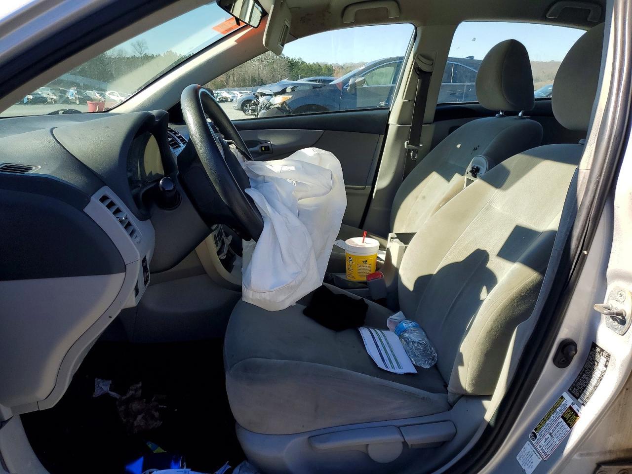 2012 Toyota Corolla Base - Image 7