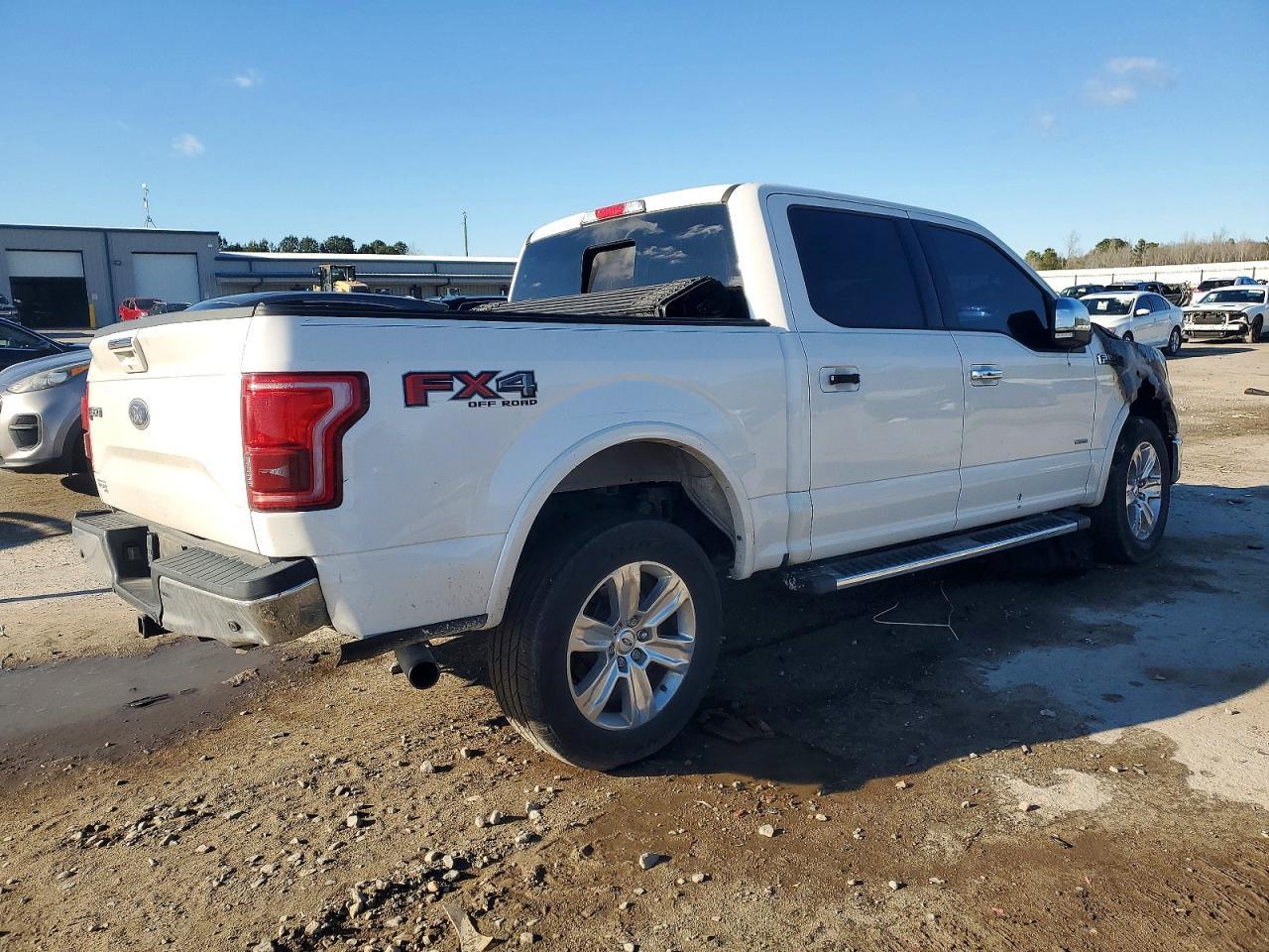 2015 Ford F150 Supercrew - Фото 3