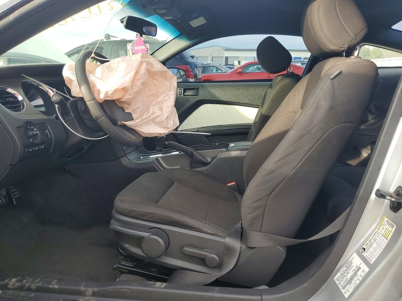 2012 Ford Mustang Gt - Image 7