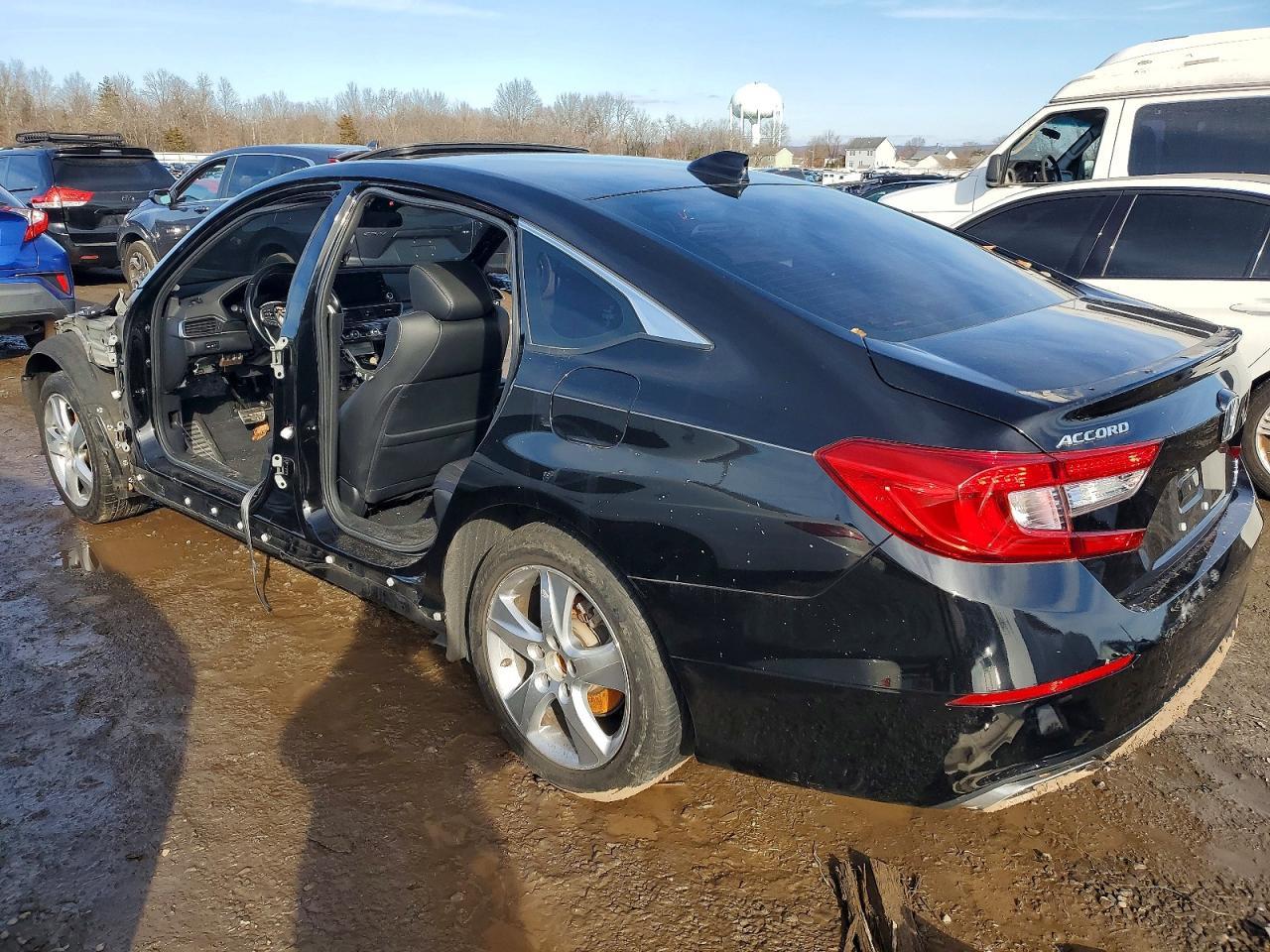 2021 Honda Accord Sport - Фото 2