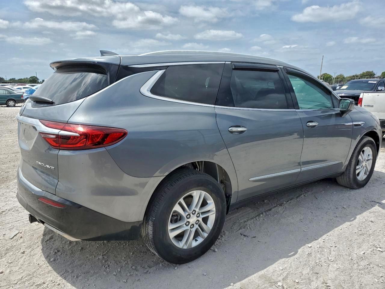 2018 Buick Enclave Essence - Фото 3