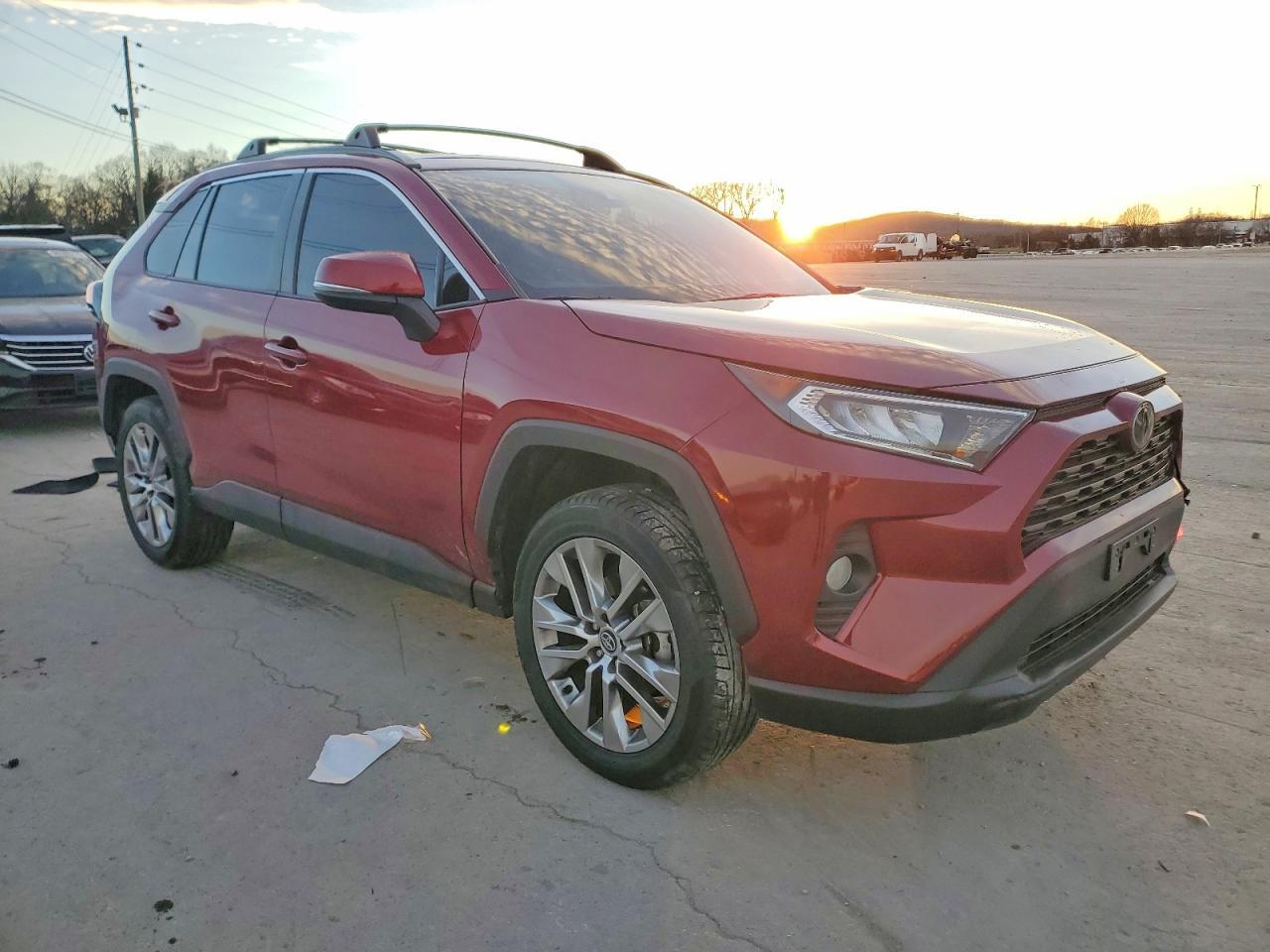 2020 Toyota Rav4 Xle Premium - Фото 4