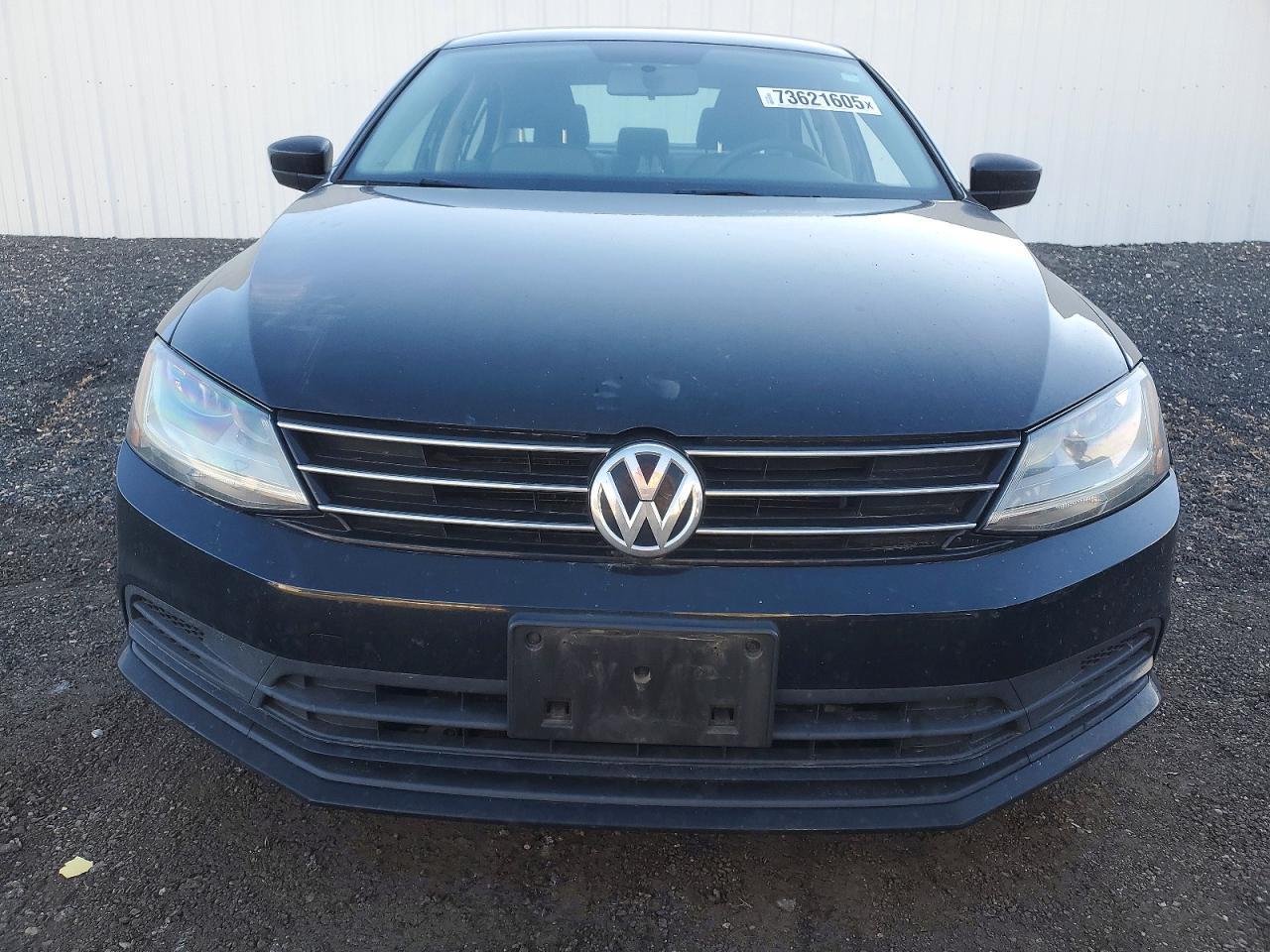 2017 Volkswagen Jetta - Image 5