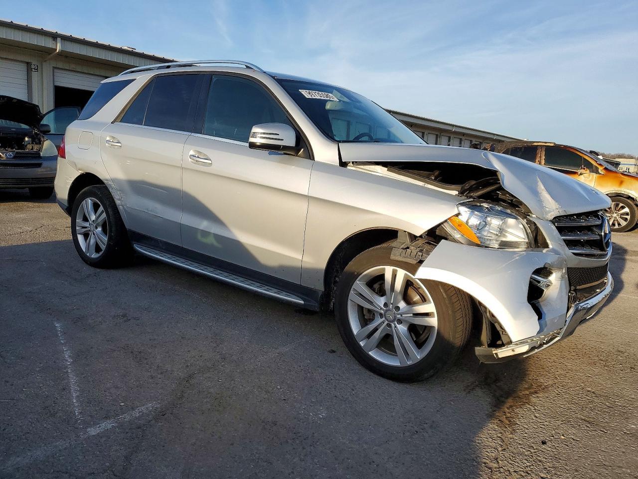 2015 Mercedes-Benz Ml 250 Bluetec - Фото 4