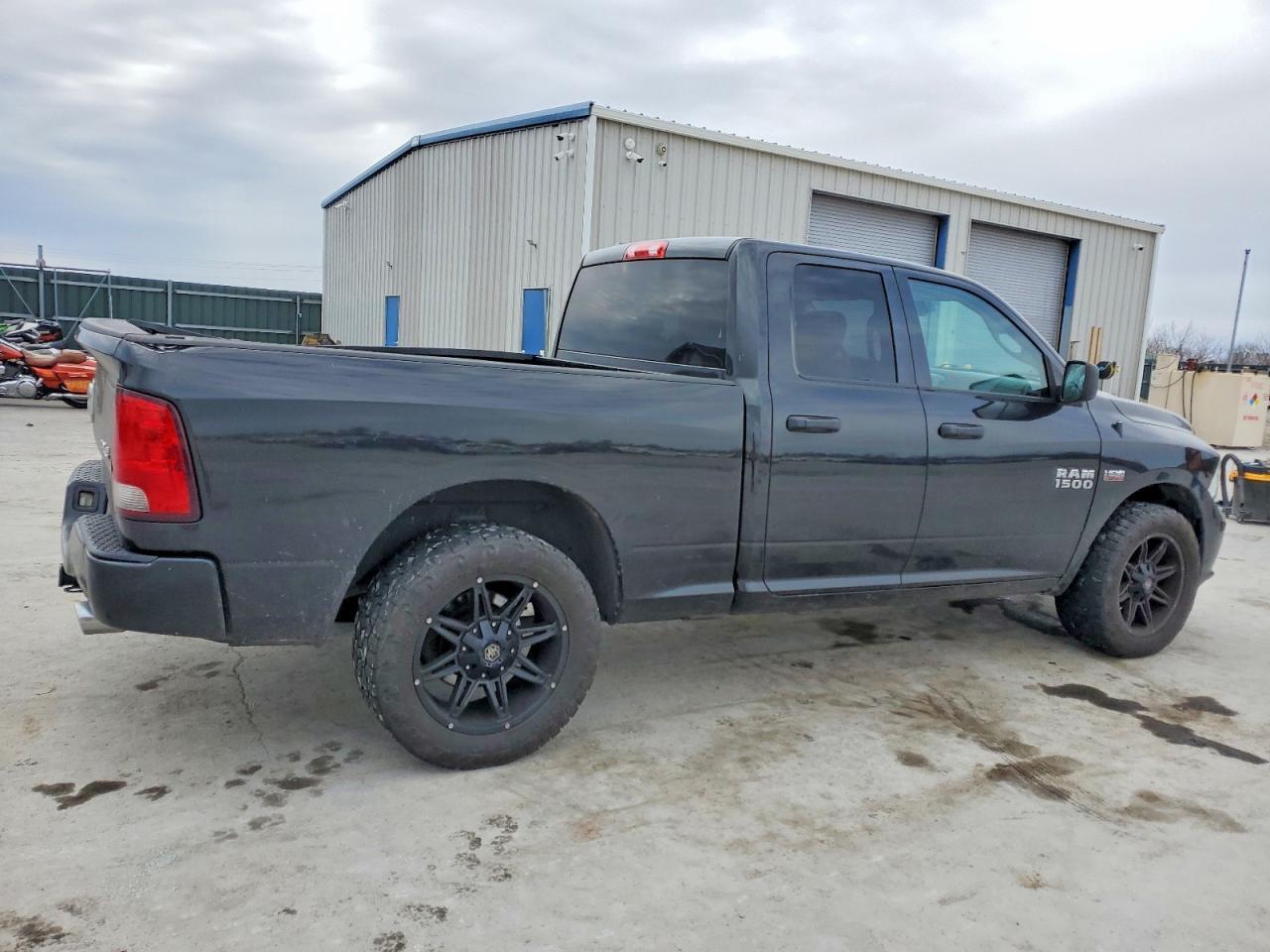 2015 Ram 1500 St - Фото 3