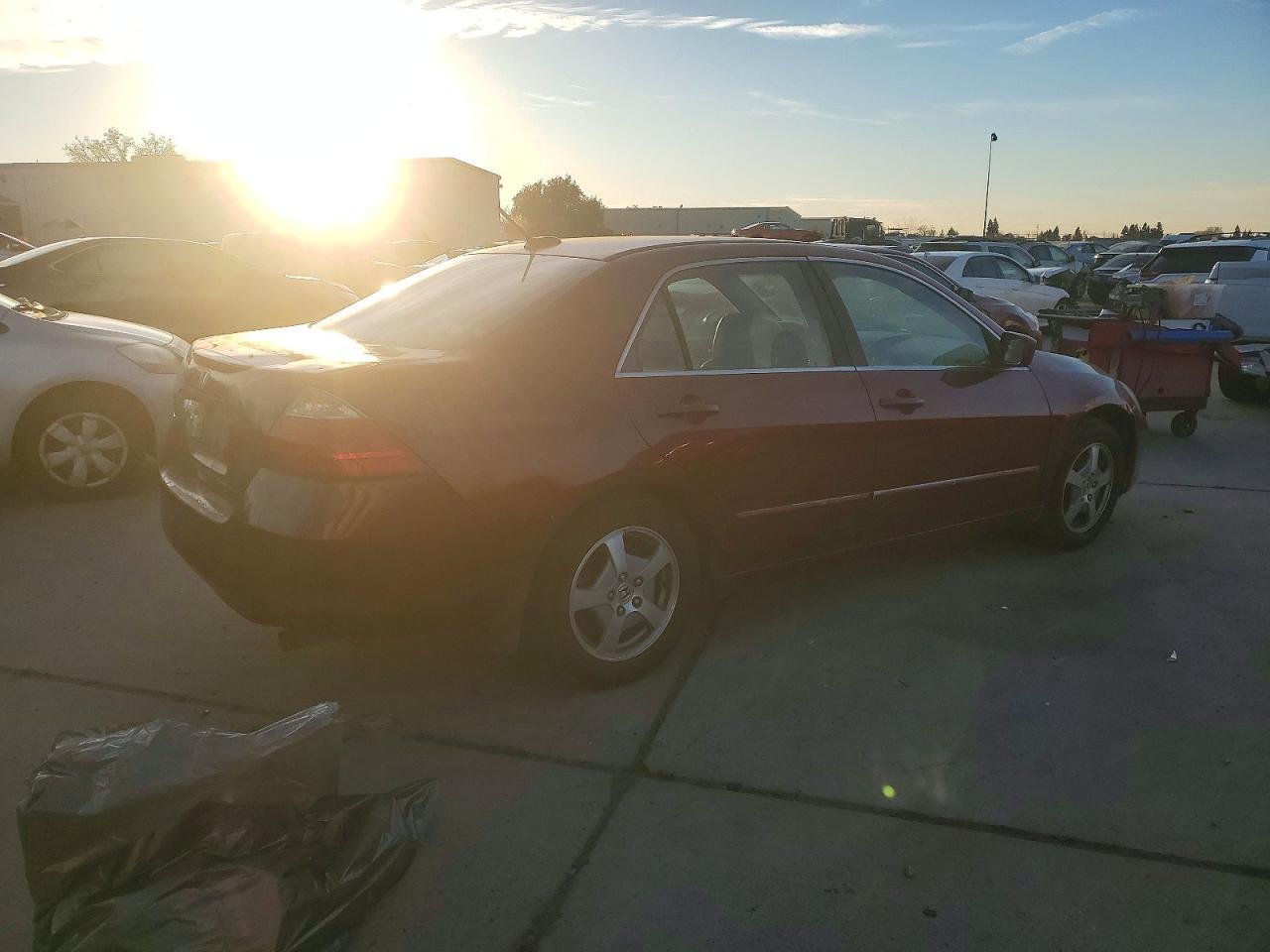 2007 Honda Accord Hybrid - Image 3