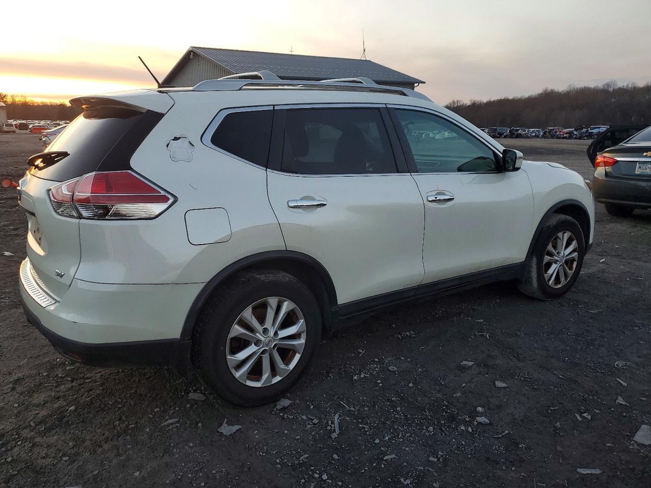 2016 Nissan Rogue S - Фото 3