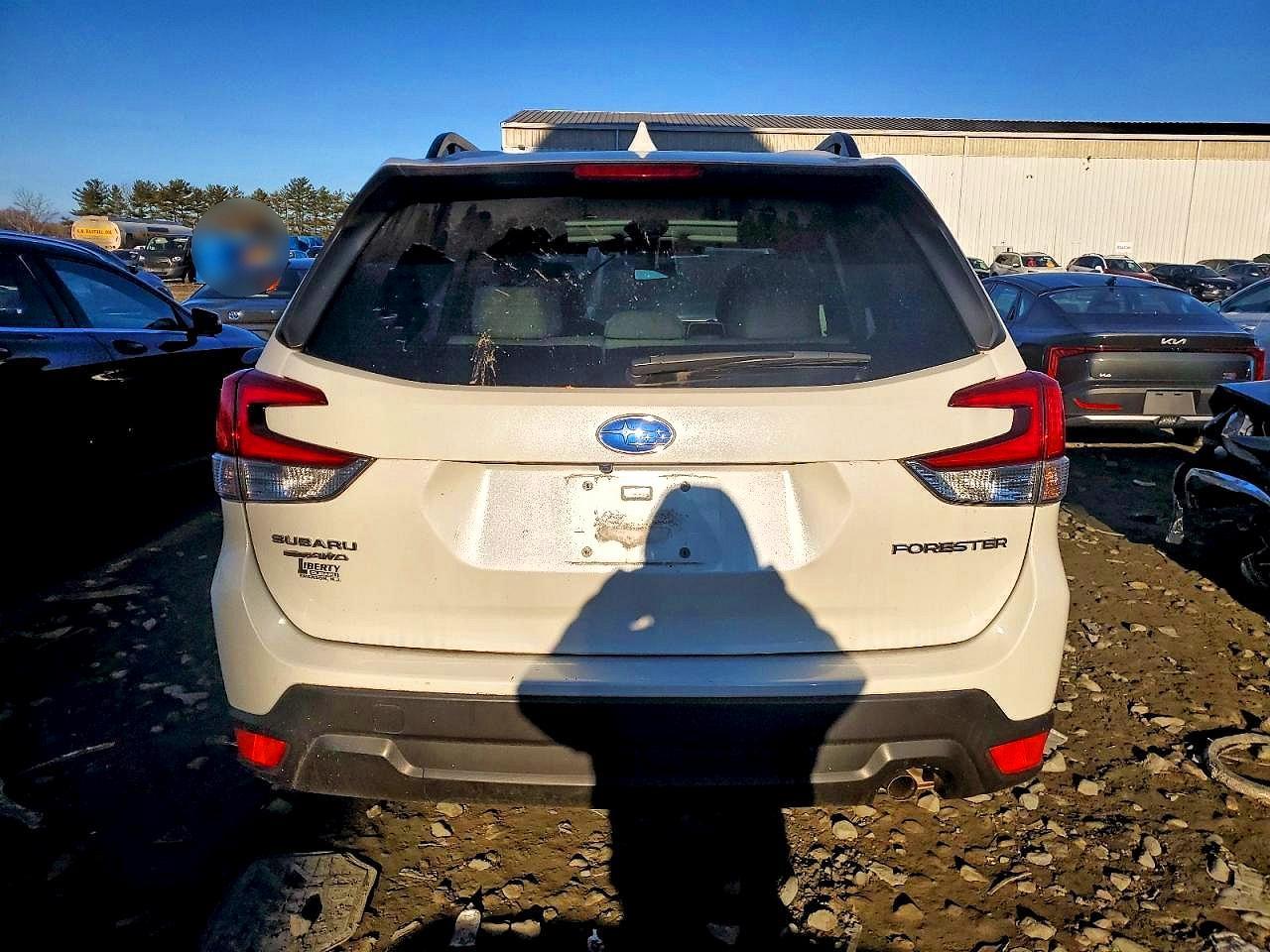 2023 Subaru Forester Premium - Image 6