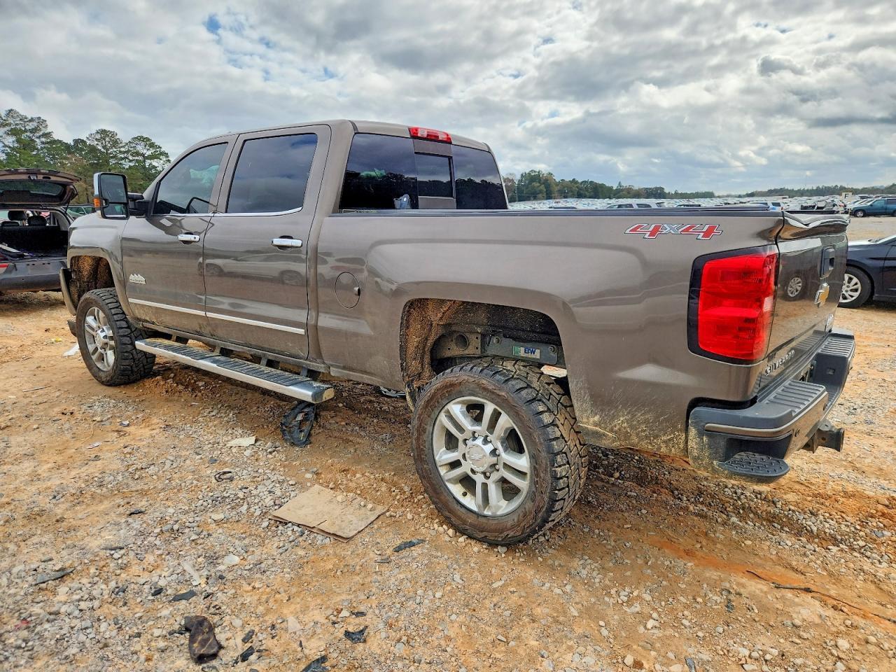 2015 Chevrolet Silverado K2500 High Country - Image 2
