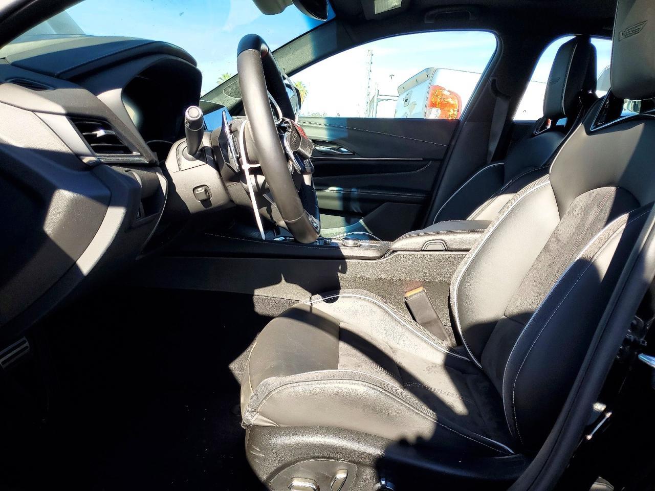 2026 Cadillac Ct4-V Blackwing - Фото 7