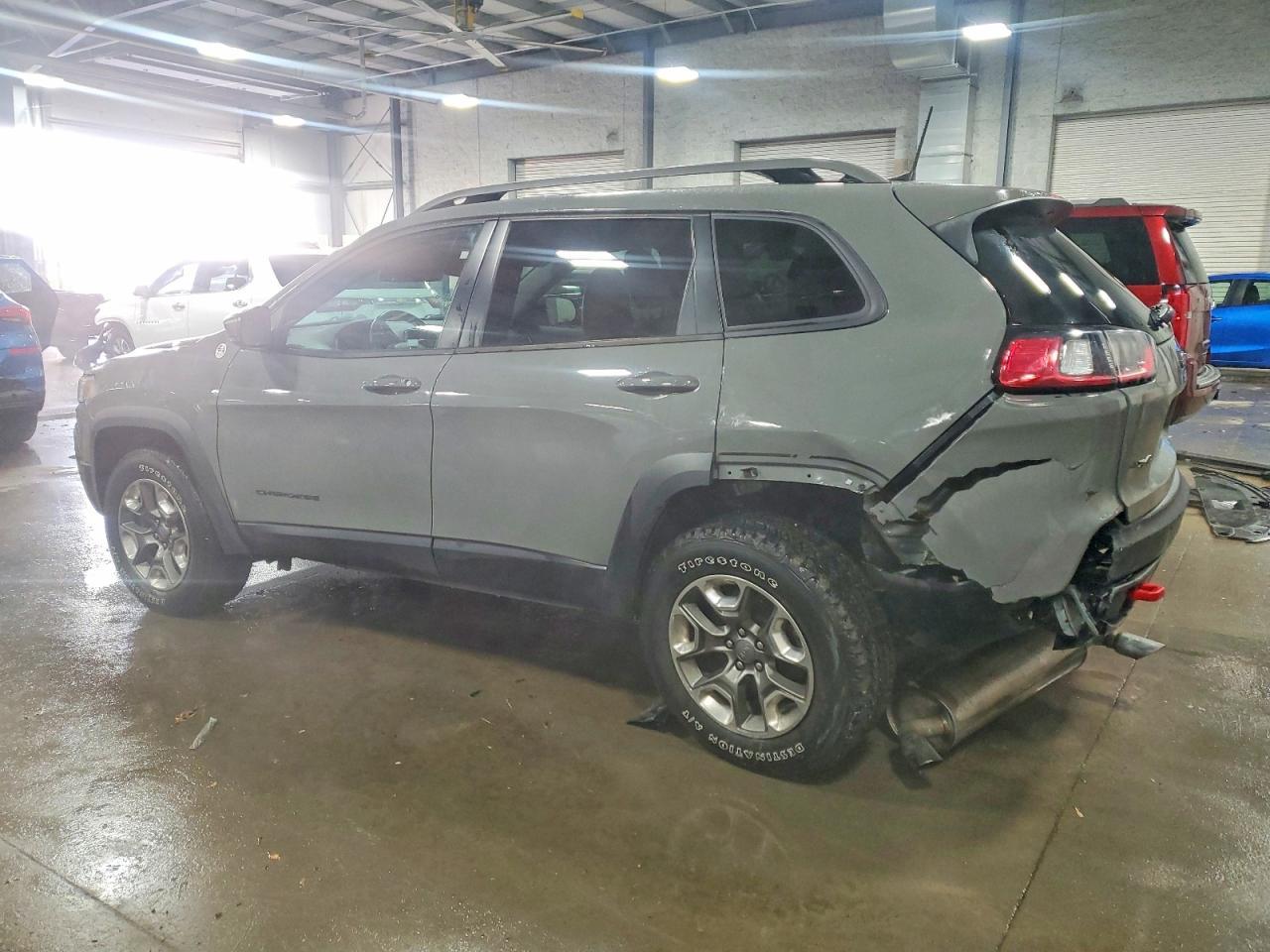 2019 Jeep Cherokee Trailhawk - Фото 2
