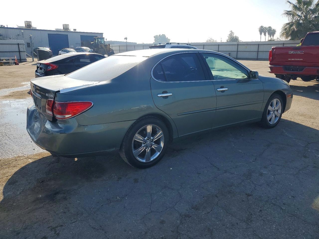 2005 Lexus Es 330 - Image 3