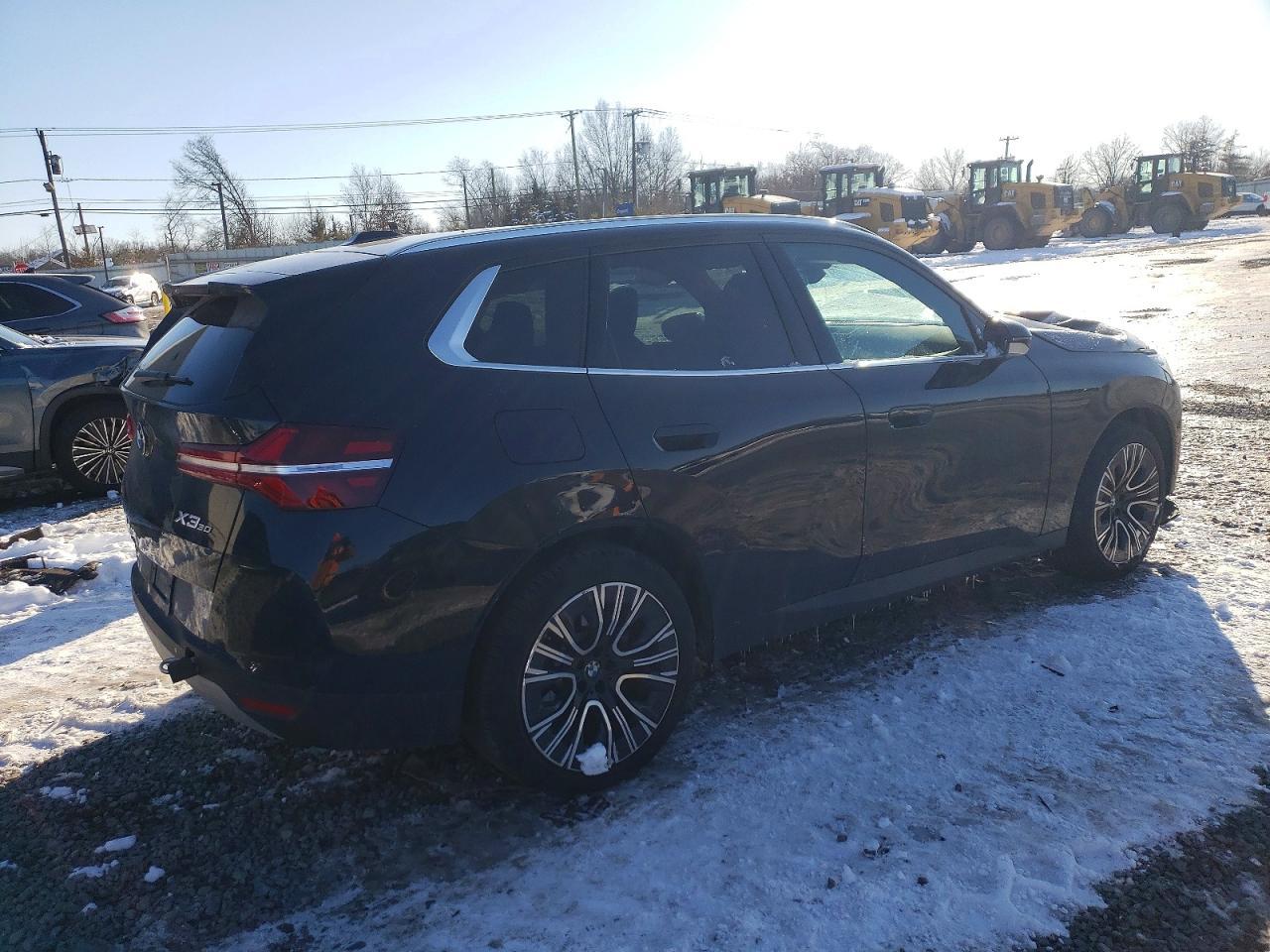 2025 BMW X3 30 xDrive - Фото 3
