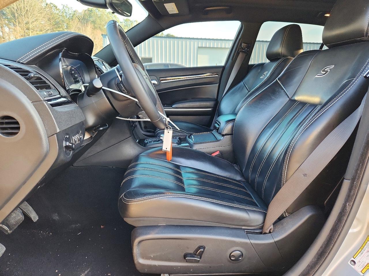 2023 Chrysler 300 S - Image 7
