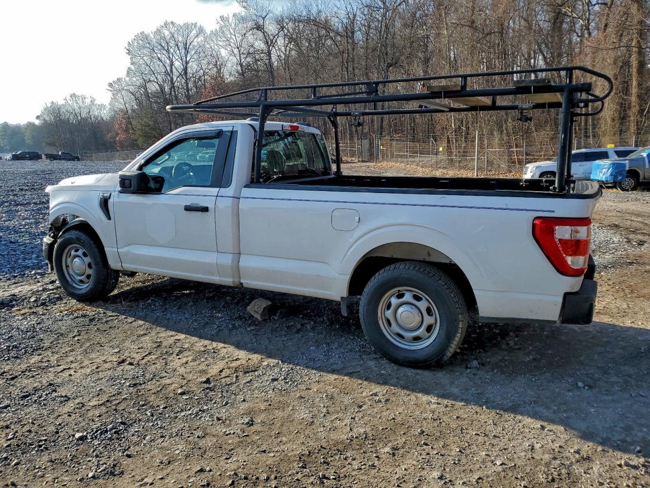 2022 Ford F150 - Image 2
