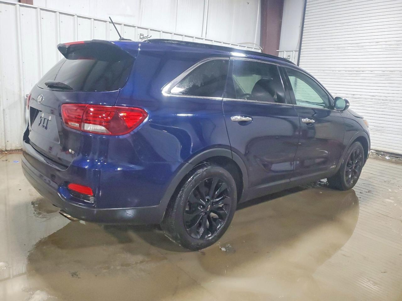 2020 Kia Sorento S - Фото 3