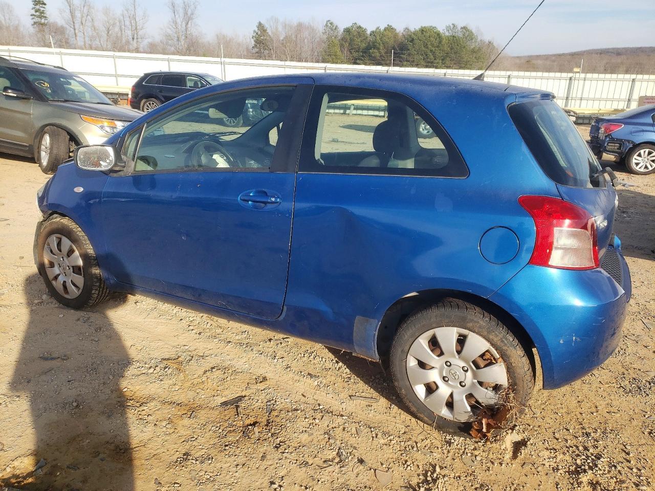 2008 Toyota Yaris - Image 2