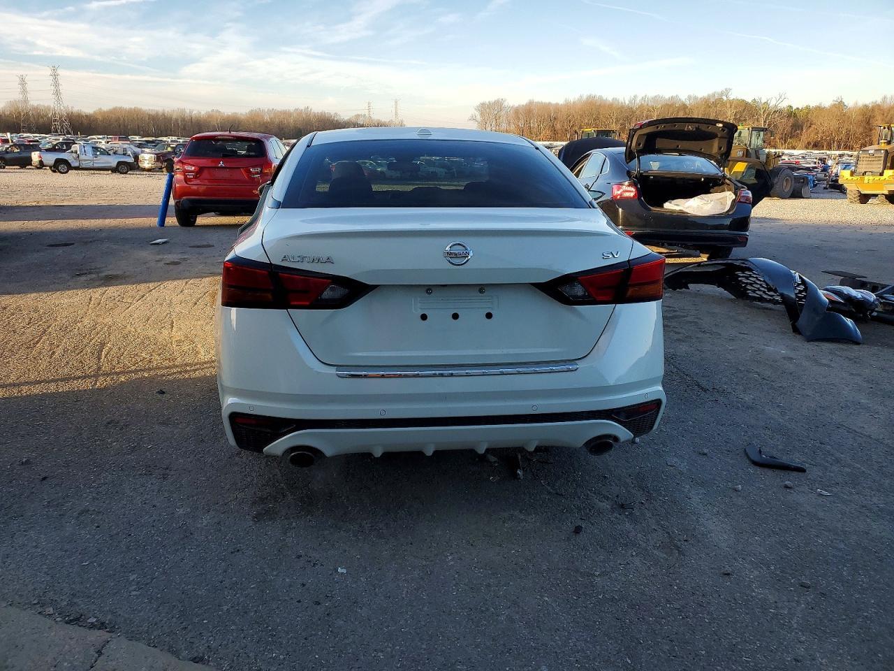 2021 Nissan Altima Sv - Фото 6