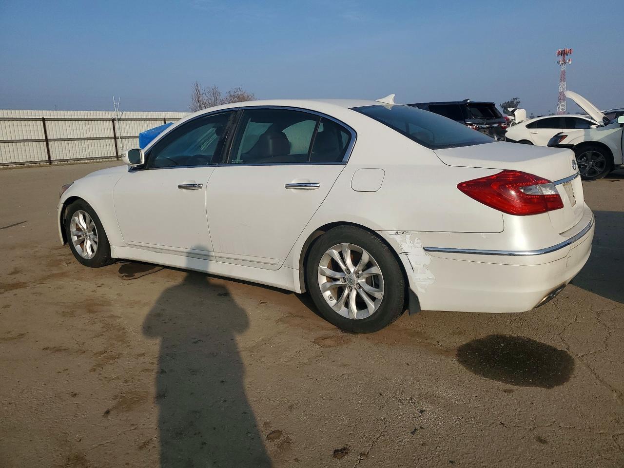 2013 Hyundai Genesis 3.8L - Image 2