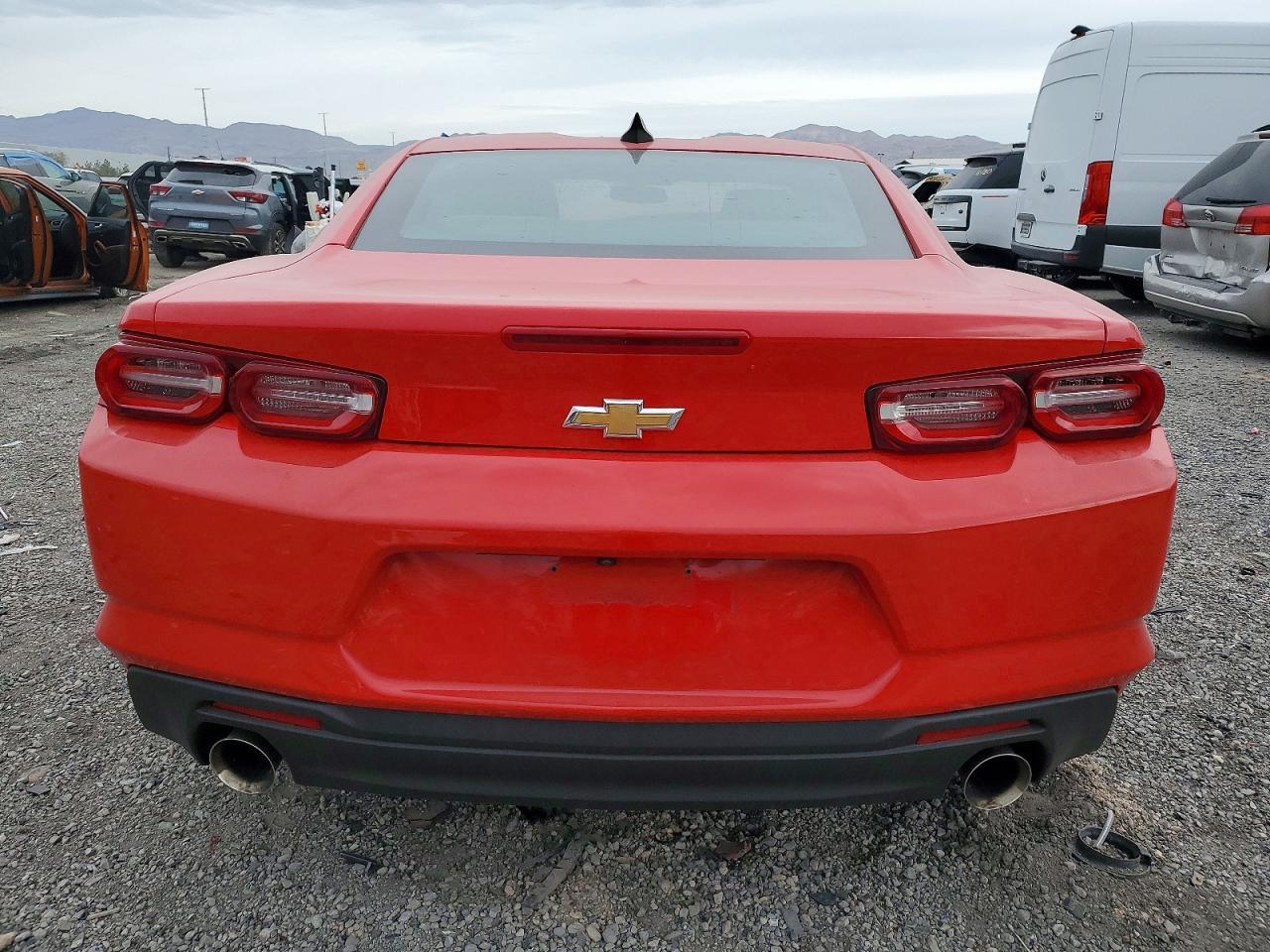 2023 Chevrolet Camaro Ls - Фото 6