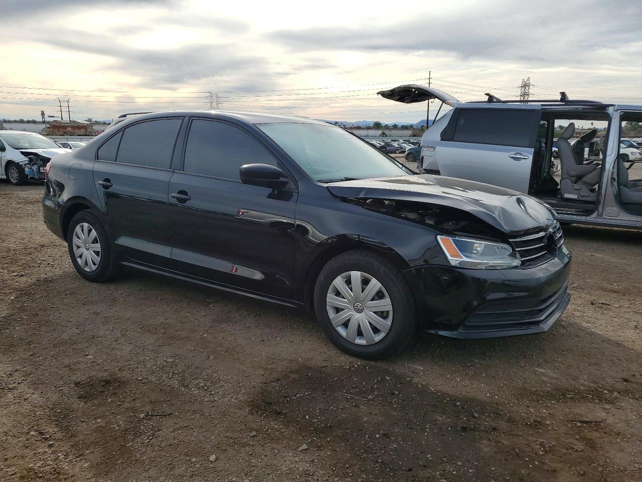 2016 Volkswagen Jetta S - Фото 4