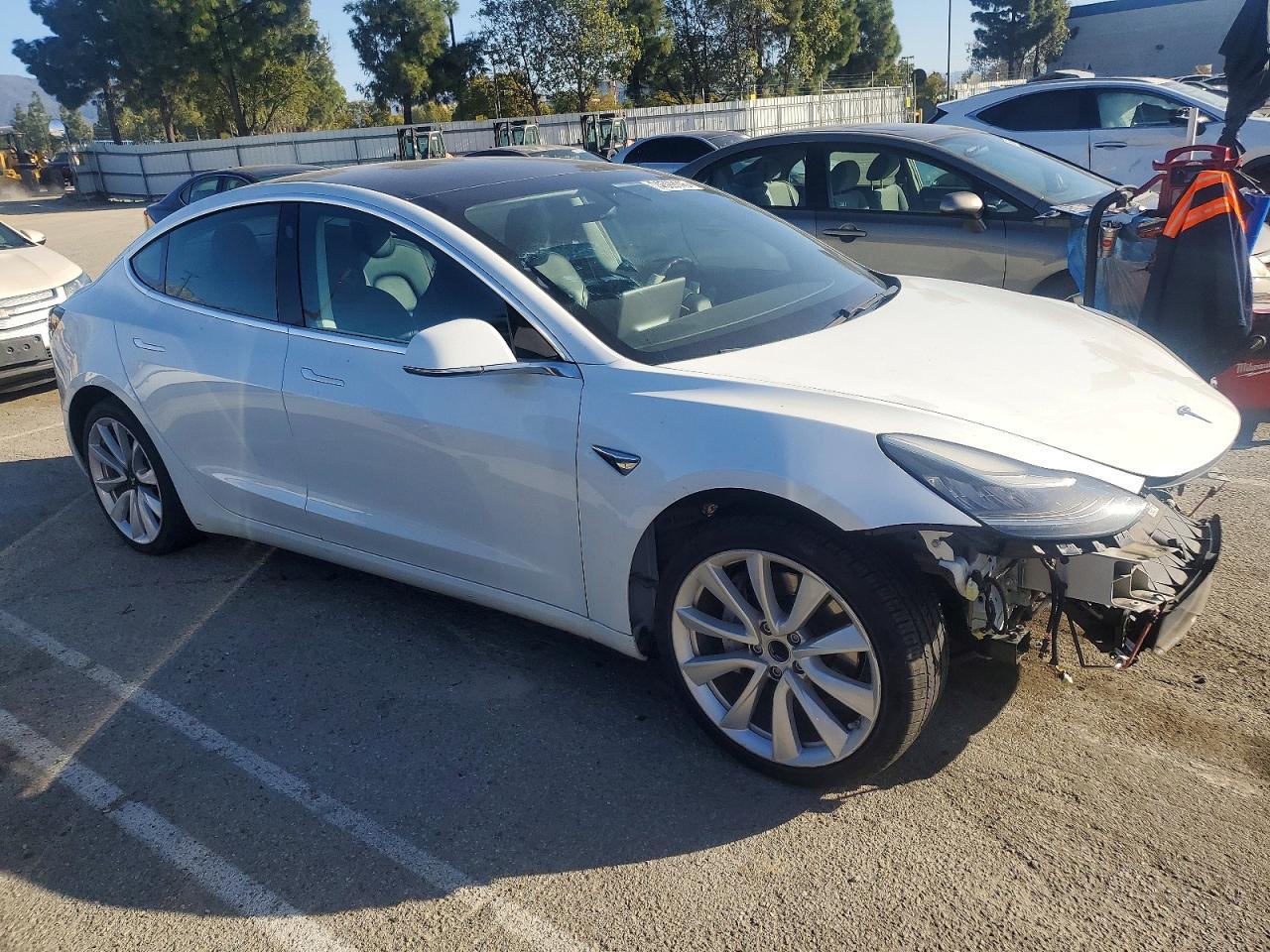 2020 Tesla Model 3 - Image 4