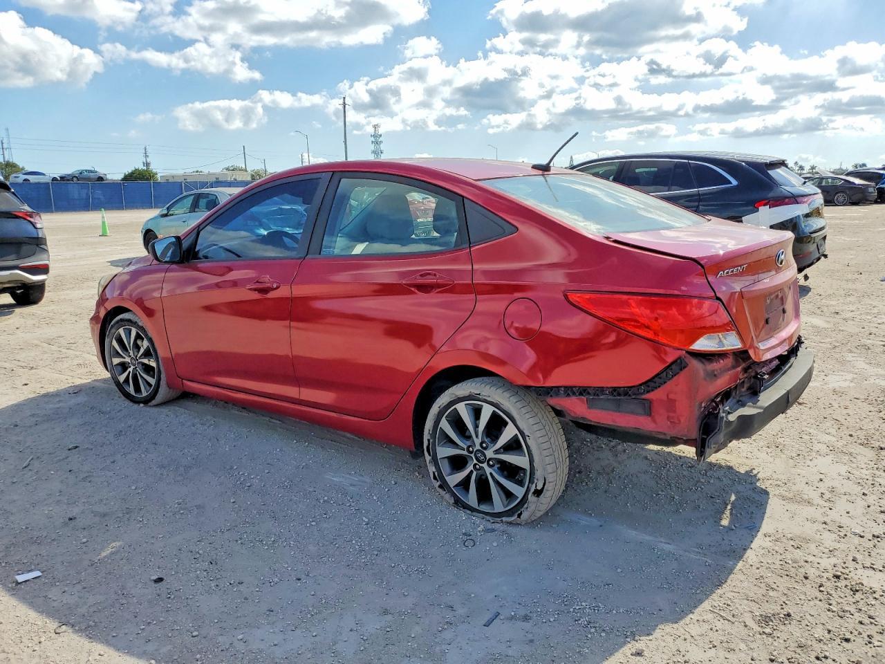 2017 Hyundai Accent Se - Image 2