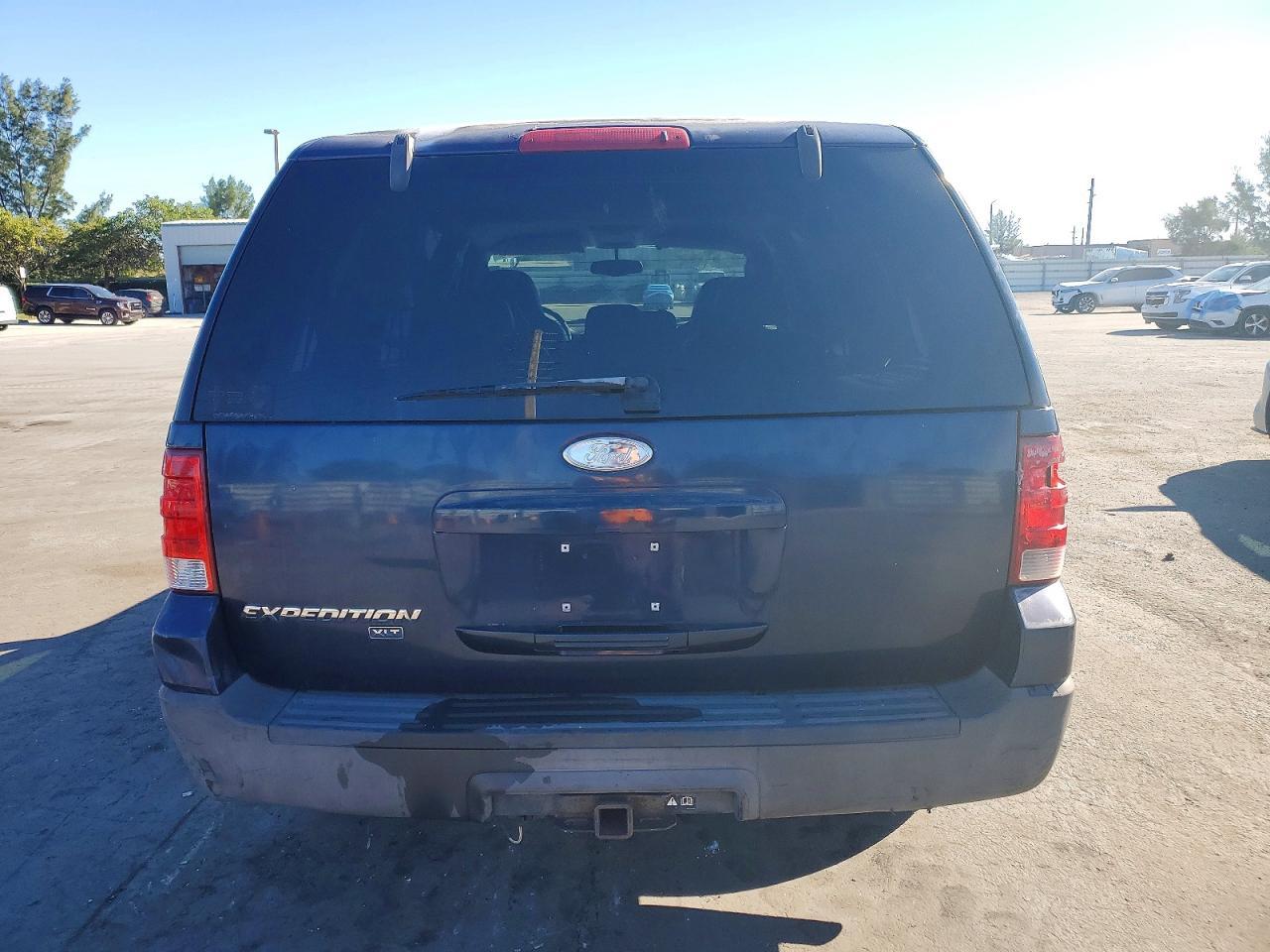 2004 Ford Expedition Xlt - Фото 6