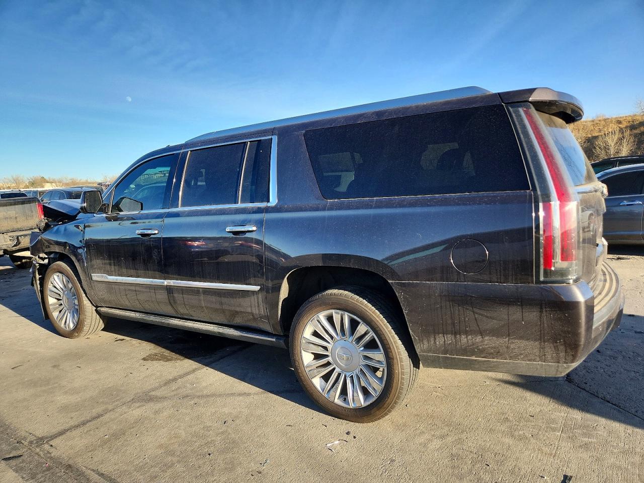 2016 Cadillac Escalade Esv Platinum - Фото 2