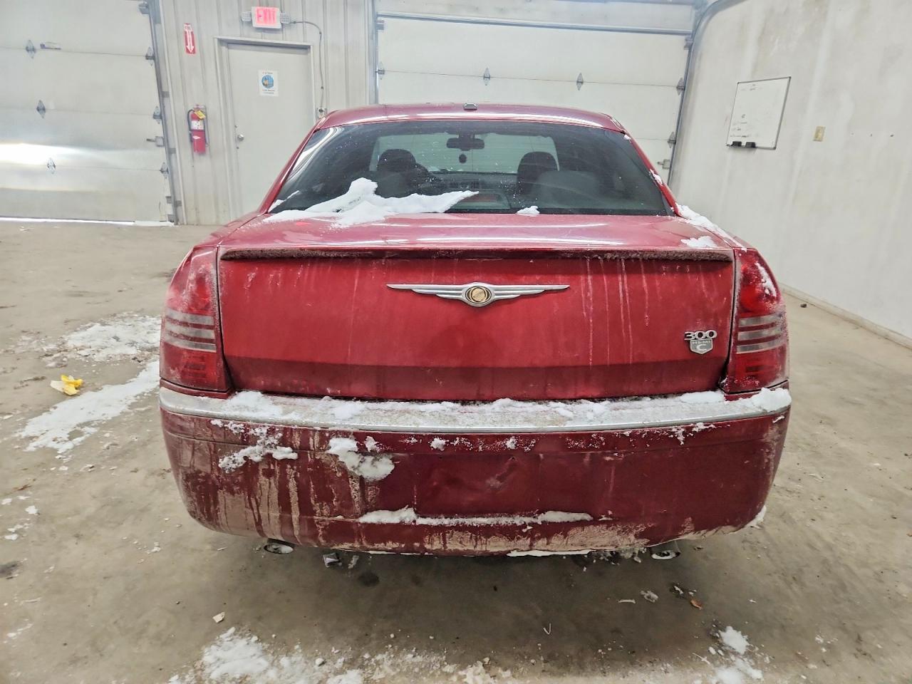 2006 Chrysler 300C - Image 6