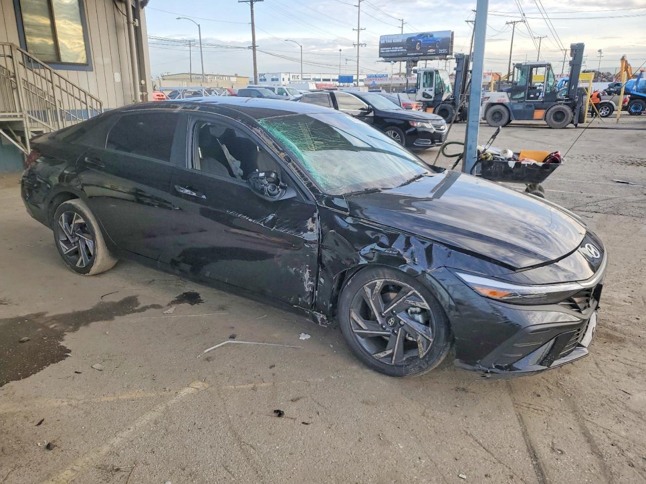 2025 Hyundai Elantra Sel Sport - Фото 4