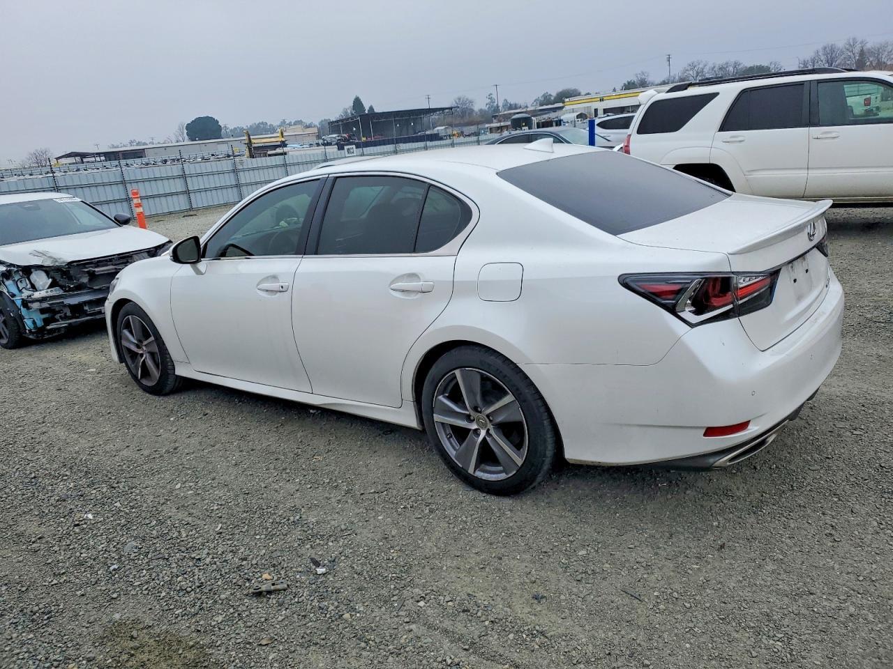 2017 Lexus Gs 350 Base - Фото 2