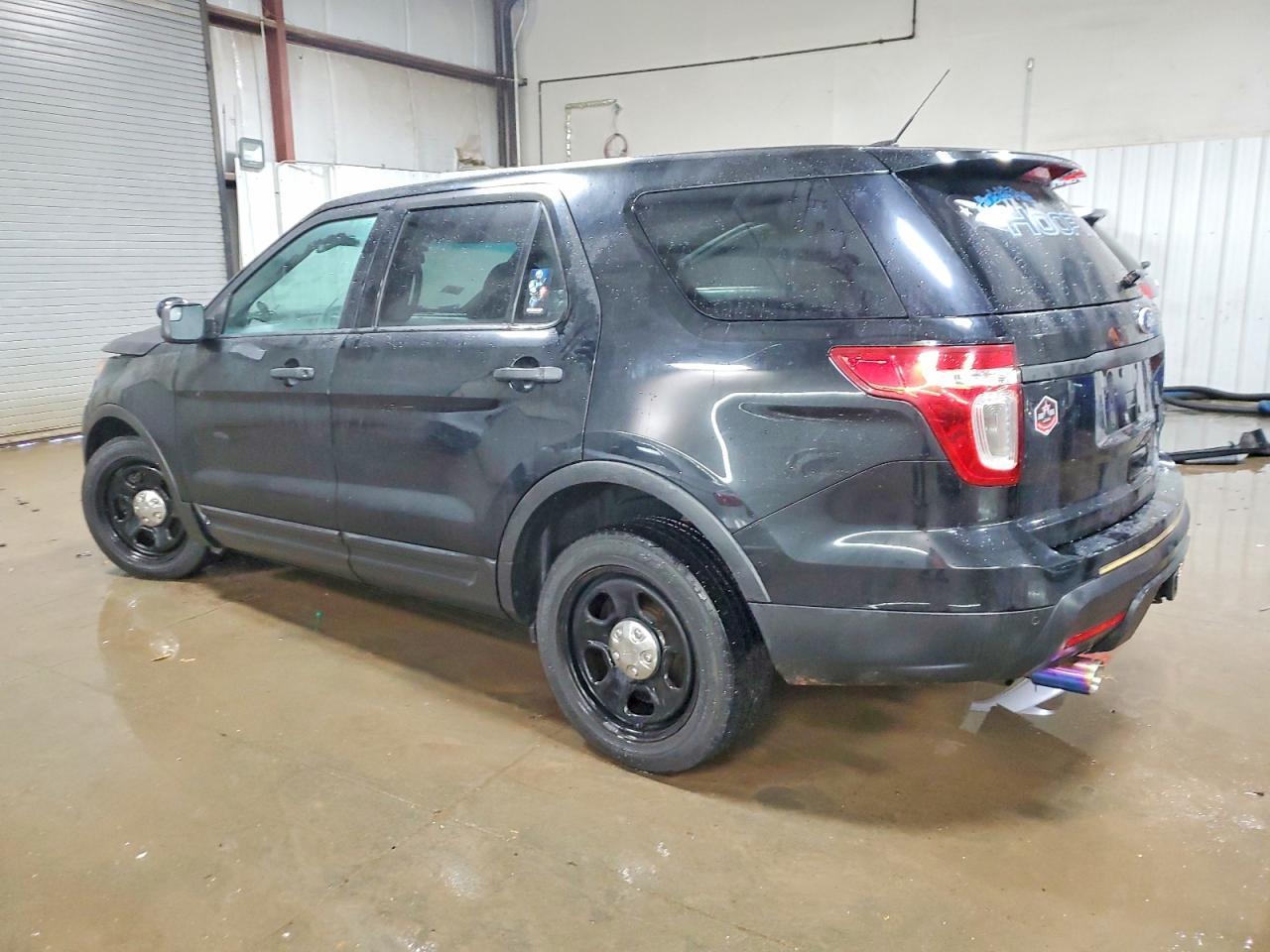 2013 Ford Explorer - Фото 2