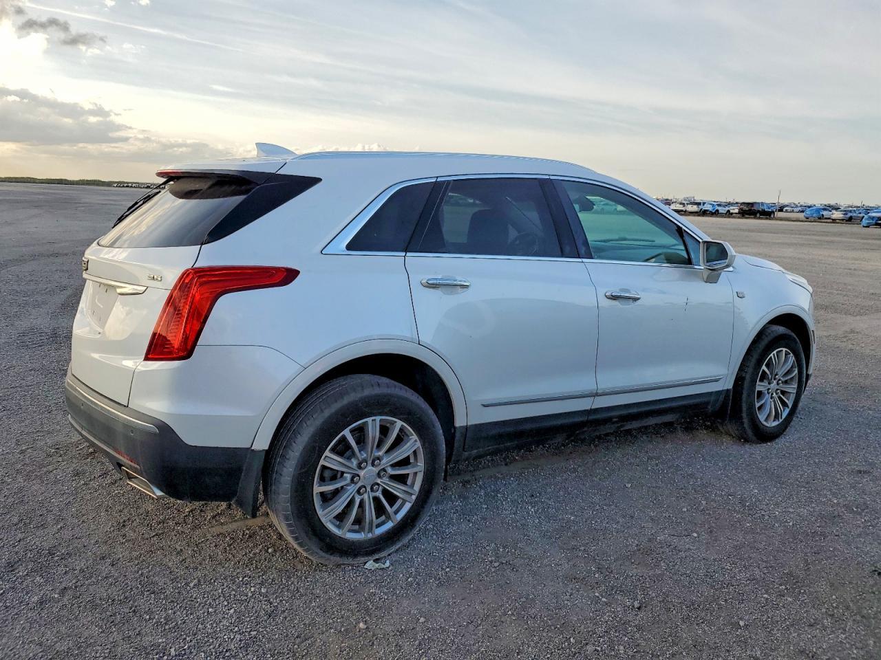 2019 Cadillac Xt5 Luxury - Фото 3