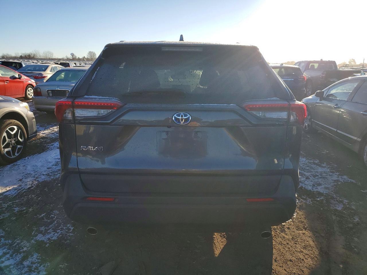 2024 Toyota Rav4 Hybrid Le - Фото 6