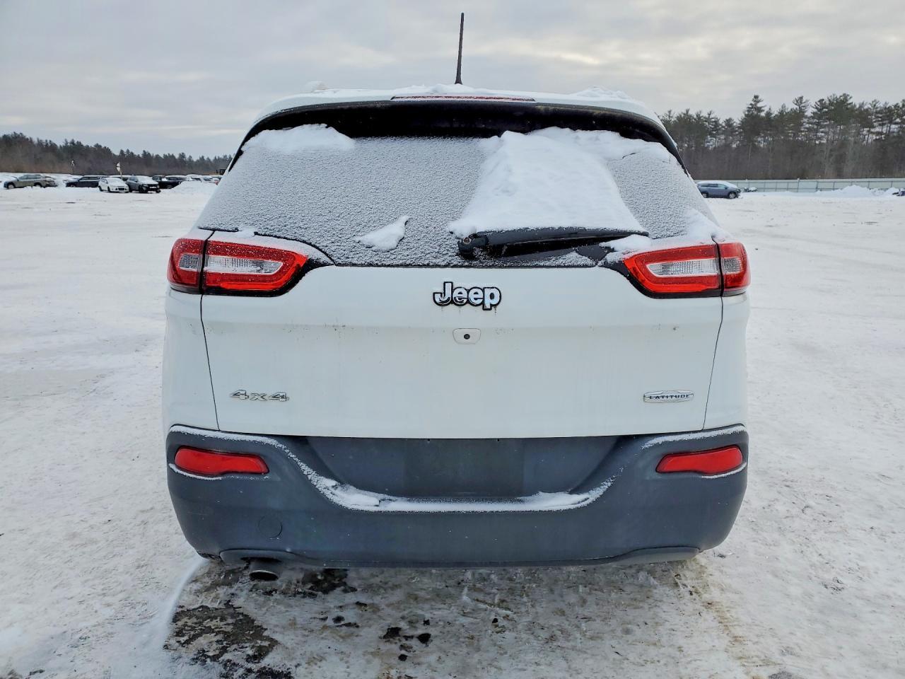 2016 Jeep Cherokee Latitude - Фото 6