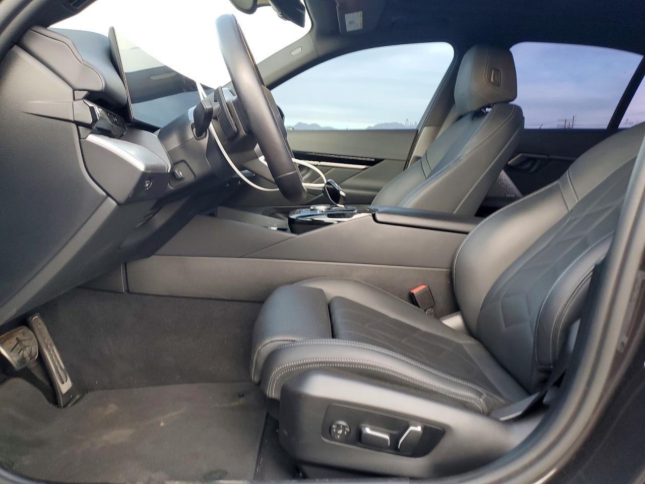 2024 BMW 530I - Image 7