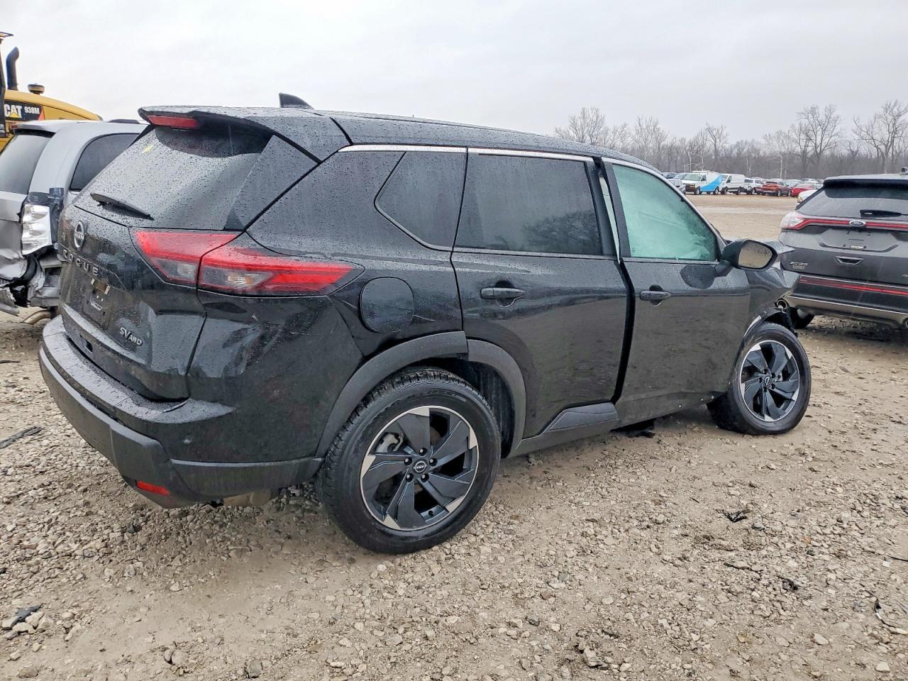 2024 Nissan Rogue Sv - Фото 3