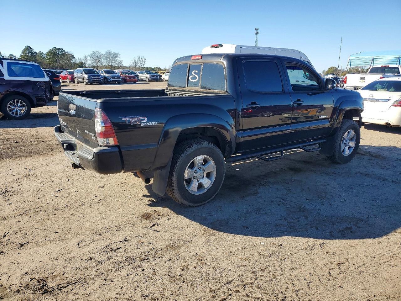 2013 Toyota Tacoma Double Cab Prerunner - Фото 3