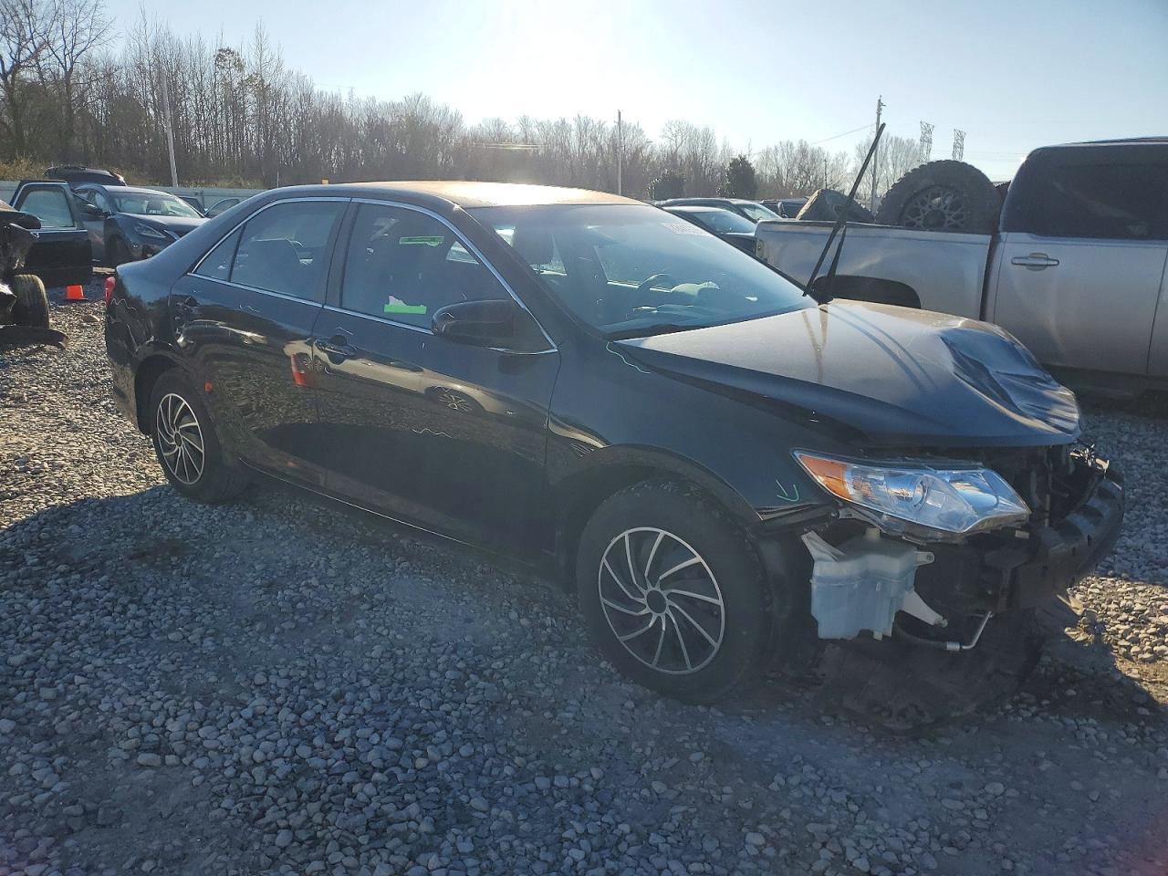 2014 Toyota Camry L - Фото 4