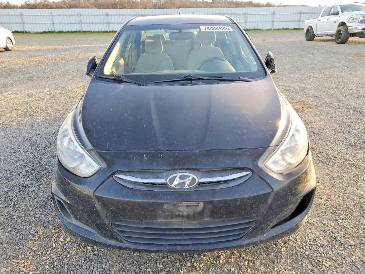 2016 Hyundai Accent Se - Фото 5