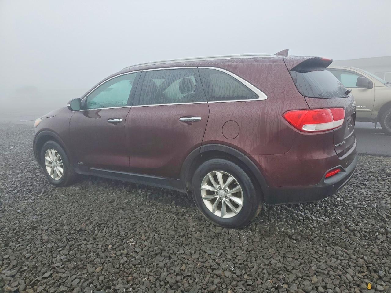 2017 Kia Sorento Lx - Image 2